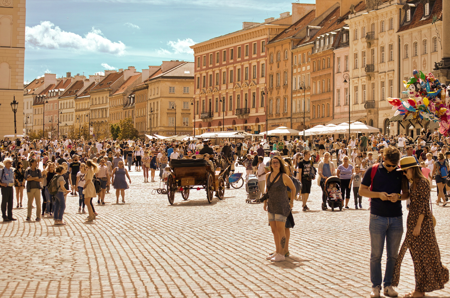 Tourists in the Old Town of Warsaw